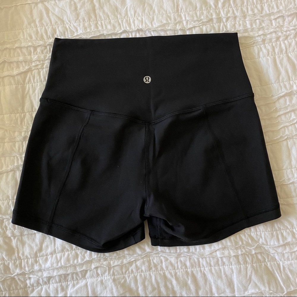 NWOT Lululemon Align Shorts 4”